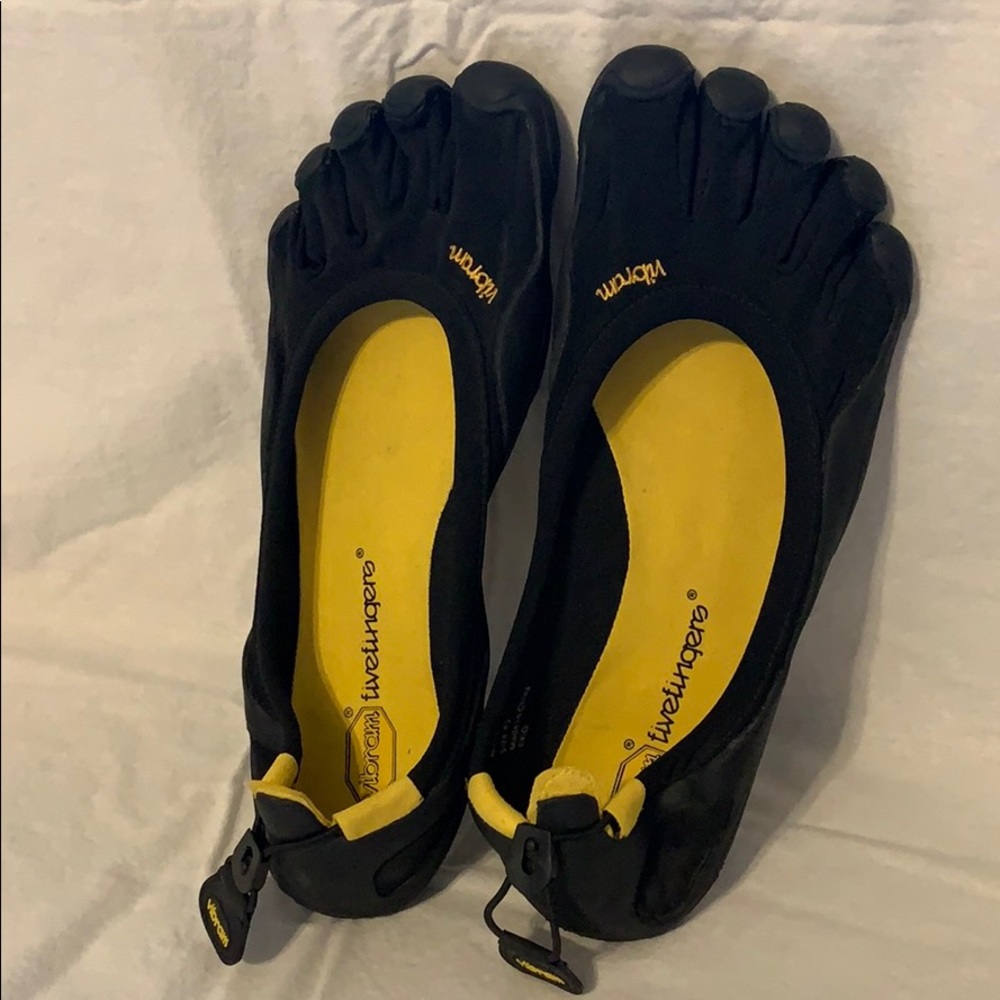 Vibram five fingers MENS CLASSIC size 45